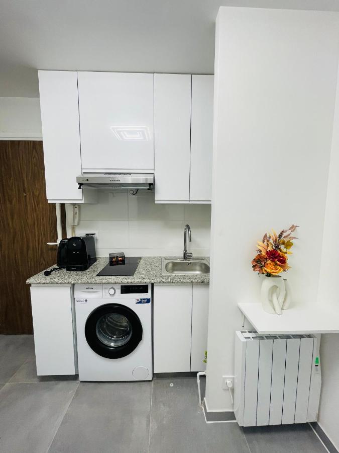 Dream Dwell Paris-Two Bedrooms Apart Near Gare Du Nord エクステリア 写真