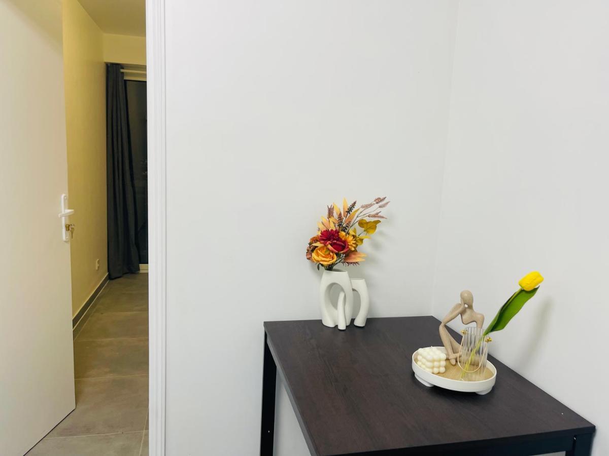 Dream Dwell Paris-Two Bedrooms Apart Near Gare Du Nord エクステリア 写真